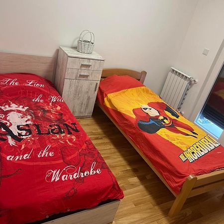 Skopje Family Business Apartment Buitenkant foto